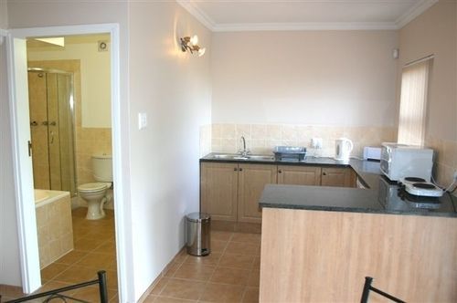 8 Royal Palm B&B Umhlanga Rocks 外观 照片